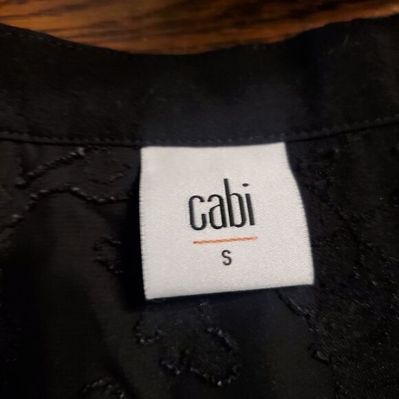 Cabi Black Clip Art Rose Sleeveless Blouse Black Sz Small - Picture 3 of 5